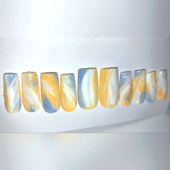 Hand crafted custom 10pc short acrylic press on nails size large - Picture 1 of 8